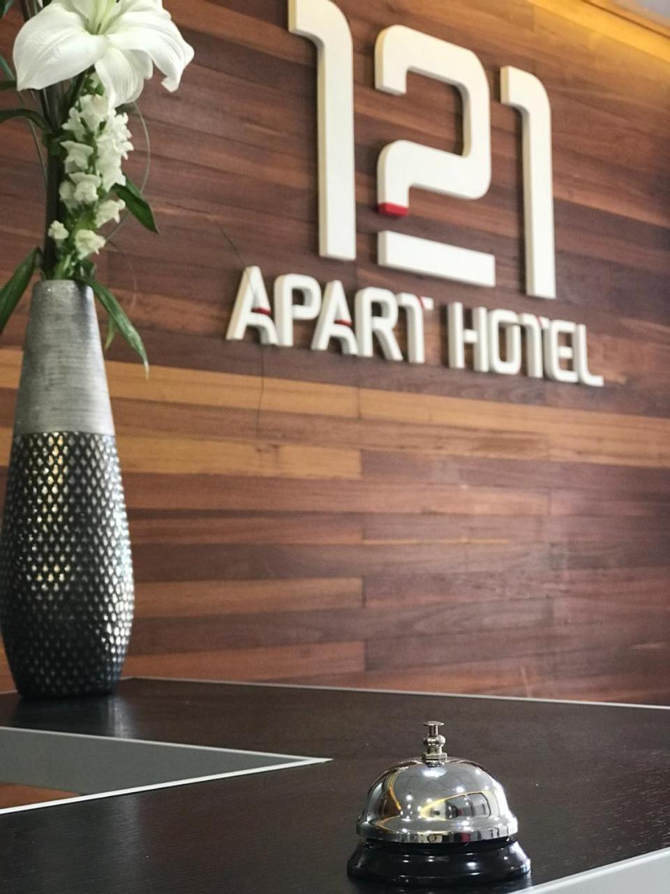 Illia 121 Apart Hotel Neuquen Bagian luar foto