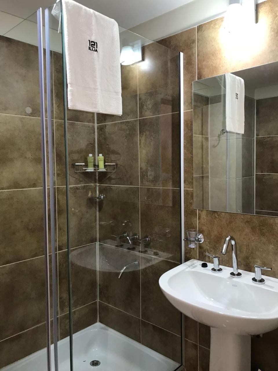 Illia 121 Apart Hotel Neuquen Bagian luar foto