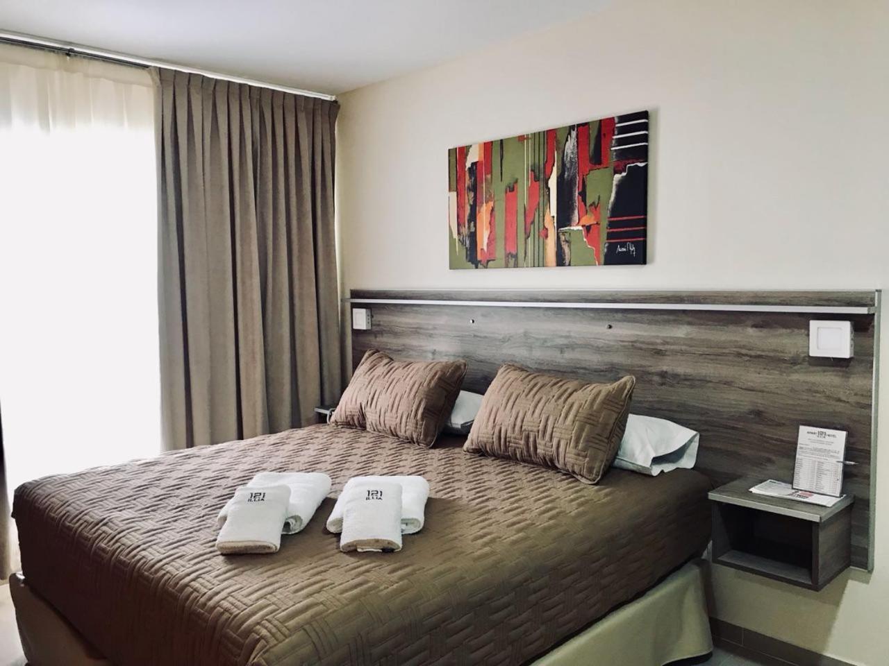 Illia 121 Apart Hotel Neuquen Bagian luar foto