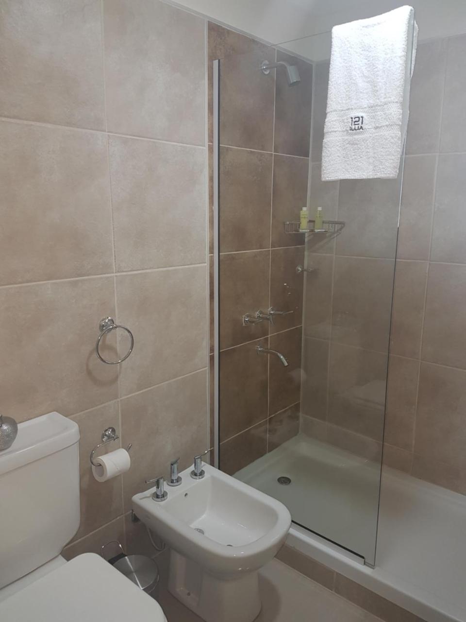 Illia 121 Apart Hotel Neuquen Bagian luar foto